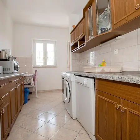 Holiday home Lovely House: Family-friendly Retreat With Pool And Playground *