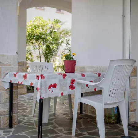 Marjetka Semesterbostad Palit