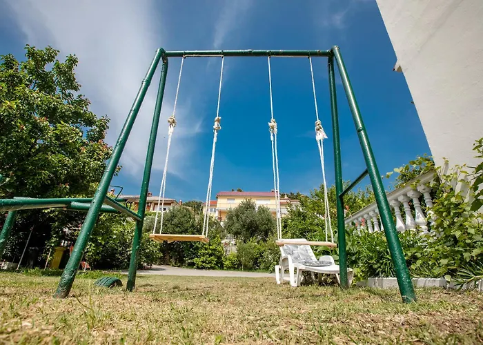 Holiday home Lovely House: Family-friendly Retreat With Pool And Playground *